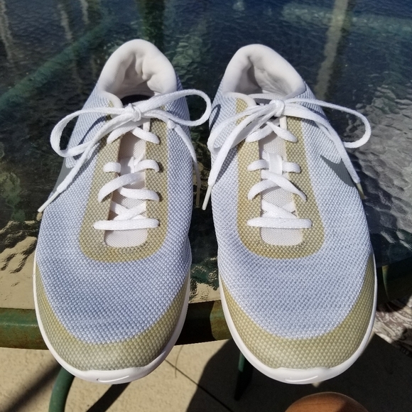 Nike  flex Experience RN 7 AH004-100 women's 11 W gray - Picture 1 of 6